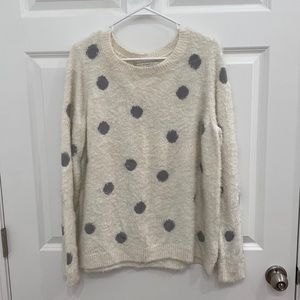 White sweater with gray polka dots. Size XL.